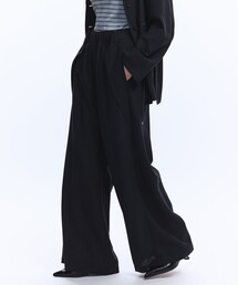 PUBLIC TOKYO パブリックトウキョウ　スラックス　ネイビー PUBLIC TOKYO｜パブリック トウキョウのスラックス（ブルー