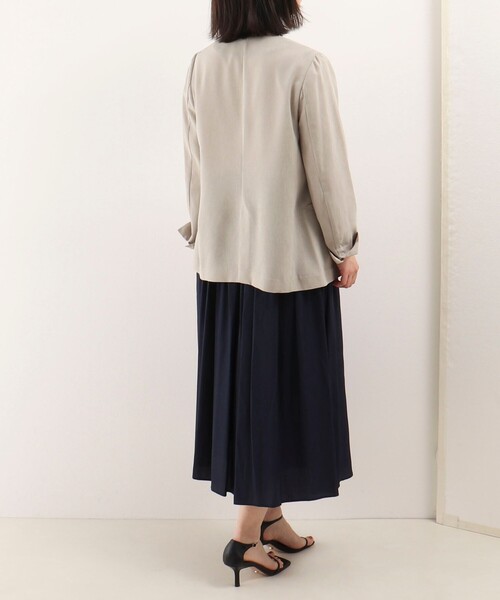 NOLLEY'S LIGHT（ノーリーズライト）の「《セットアップ対応》UVカットライトツイル ノーカラージャケット（ノーカラージャケット・レディース・ブラック/ベージュ/ネイビー・36/38）」の12枚目の写真