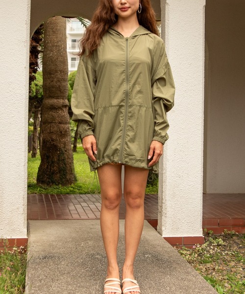 Ocean Pacific（オーシャンパシフィック）の「【OP/オーピー】【限定商品】ナイロンフード付きパーカー/水陸両用軽量撥水UVナイロンラッシュガードパーカー（ラッシュガード・レディース・ベージュ/ブラック/カーキ・MEDIUM/LARGE/X-LARGE）」の11枚目の写真