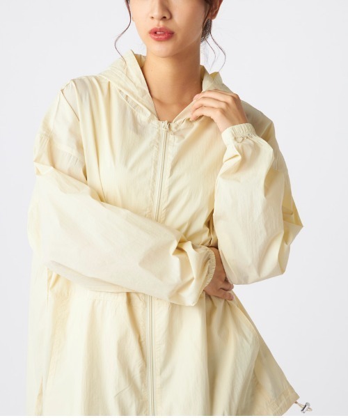 Ocean Pacific（オーシャンパシフィック）の「【OP/オーピー】【限定商品】ナイロンフード付きパーカー/水陸両用軽量撥水UVナイロンラッシュガードパーカー（ラッシュガード・レディース・ベージュ/ブラック/カーキ・MEDIUM/LARGE/X-LARGE）」の7枚目の写真