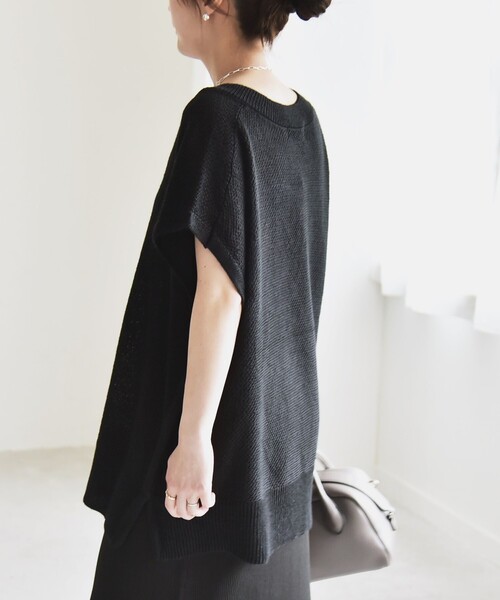 quaranciel(カランシエル)の「quaranciel:〈手洗い可能〉ラミー ミックス Vネック ノースリーブ シアー ニット(ニット/セーター・レディース・ホワイト/ブラウン/ブラック・ONE SIZE)」の19枚目の写真