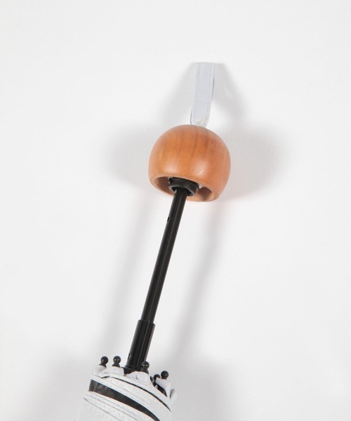 studio CLIP（スタディオクリップ）の「【daily CLIP】コンパクトミニ晴雨折り傘（折りたたみ傘・レディース・イエロー/ホワイト/グリーン/ブルー・FREE）」の8枚目の写真