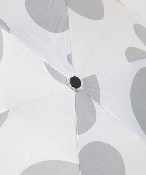 studio CLIP（スタディオクリップ）の「【daily CLIP】コンパクトミニ晴雨折り傘（折りたたみ傘・レディース・イエロー/ホワイト/グリーン/ブルー・FREE）」の10枚目の写真