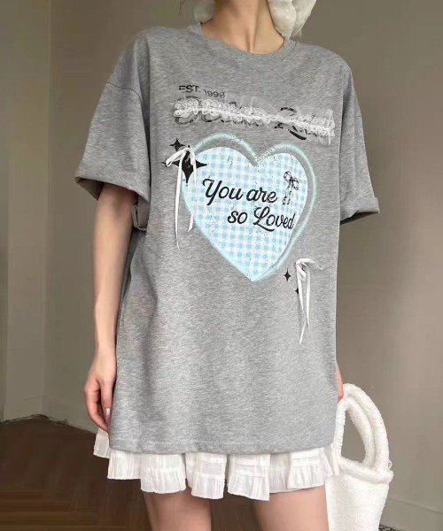 AsheKsha(アシクシャ)の「【新作】ギンガムレースハート・オーバーサイズTシャツ(Tシャツ/カットソー・レディース・グレー/ブラック・F)」の3枚目の写真