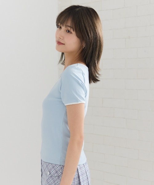 REDYAZEL(レディアゼル)の「リボンエンブロイダリーパイピングTシャツ(Tシャツ/カットソー・レディース・ブラック/サックスブルー/オフホワイト・FREE)」の6枚目の写真