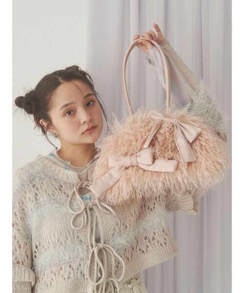merry jenny（メリージェニー）の「ribbonフェイクファーボストンbag（ボストンバッグ・レディース・ピンク/オフホワイト・FREE）」の11枚目の写真