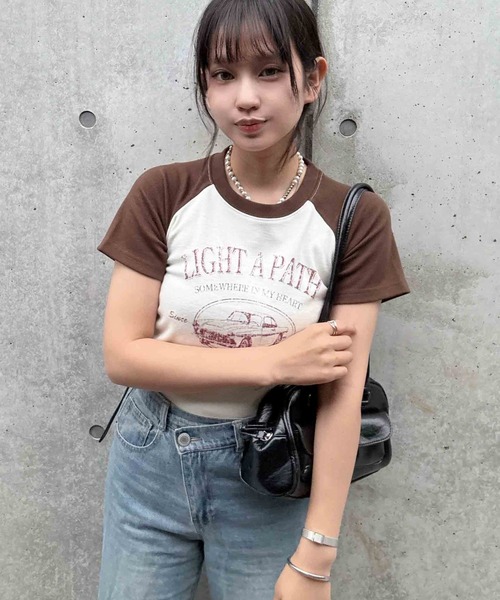 AS KNOW AS plus(アズノゥアズプラス)の「●ドロスト付きリブラグラン半袖Tシャツ(Tシャツ/カットソー・レディース・ブラウン/レッド/ブラック/ブラック系/ネイビー系/ブラウン系・FREE)」の16枚目の写真