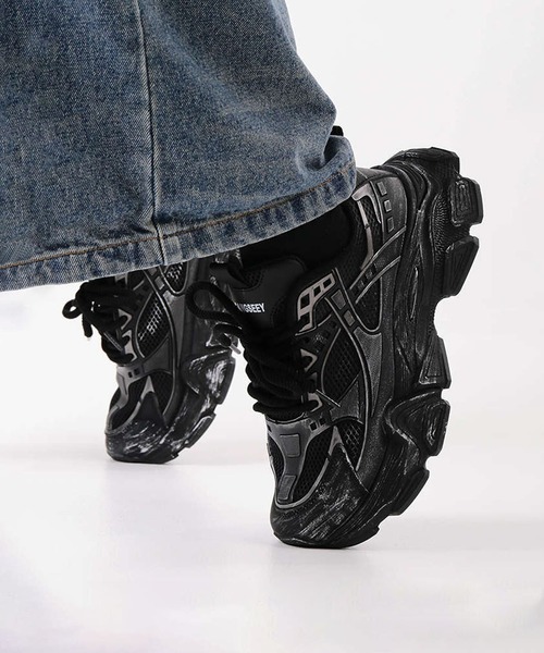 shoes365（シューズスリーシックスファイヴ）の「脚長ダッドスニーカー（スニーカー・メンズ・オフホワイト/ブラック/ホワイト・24.5cm/25.5cm/26.5cm/25.0cm/26.0cm/27.0cm）」の9枚目の写真