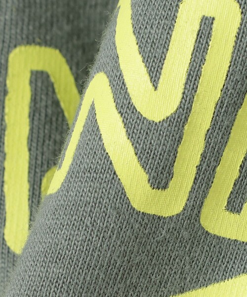 BEAMS mini（ビームスミニ）の「スマイルロゴ ビッグ ロングスリーブ Tシャツ 2025FW（90～140cm）（Tシャツ/カットソー・キッズ・ホワイト系その他5/オリーブ/クリーム/ピンク・90/110/140/100/120/130）」の8枚目の写真