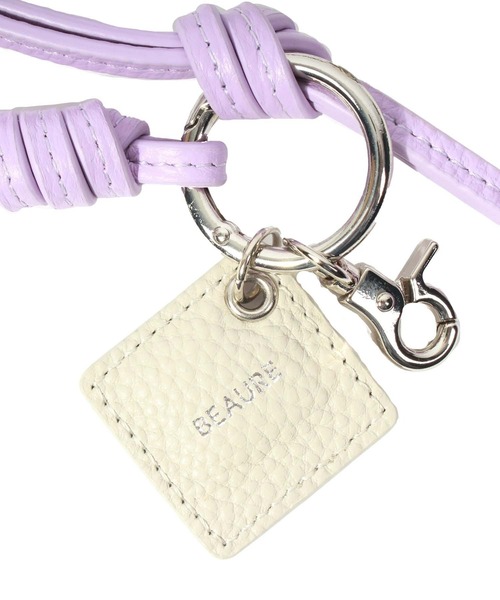 Beau're（ヴュレ）の「【BEAURE】B-25304　レザータッセルスマホストラップ（スマホグッズ・レディース・パープル/ライトグリーン/ブラック/アイボリー/キャメル・FREE）」の15枚目の写真