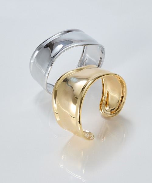 Phoebe（フィービィー）の「アークカフワイドバングル（バングル/リストバンド・レディース・シルバー/イエローゴールド・FREE）」の10枚目の写真