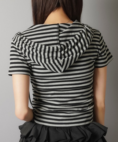 SPINNS（スピンズ）の「半袖パーカーカットソー/ボーダー/ヘンリーネック/ウィッシュコア（Tシャツ/カットソー・レディース・ブラック/チャコールグレー×ブラック/グレー・ONESIZE）」の10枚目の写真