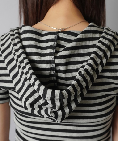 SPINNS（スピンズ）の「半袖パーカーカットソー/ボーダー/ヘンリーネック/ウィッシュコア（Tシャツ/カットソー・レディース・ブラック/チャコールグレー×ブラック/グレー・ONESIZE）」の13枚目の写真