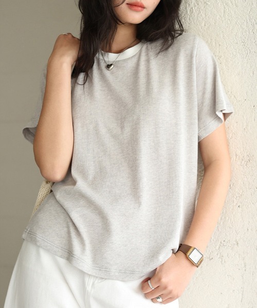 DAY CLOSET(デイ クローゼット)の「【通気性・吸湿性あり】半袖 バイカラー 配色 サマーニット Tシャツ レディース(Tシャツ/カットソー・レディース・グレー/ホワイト/ベージュ系その他/ネイビー/ベージュ・M/L)」の3枚目の写真