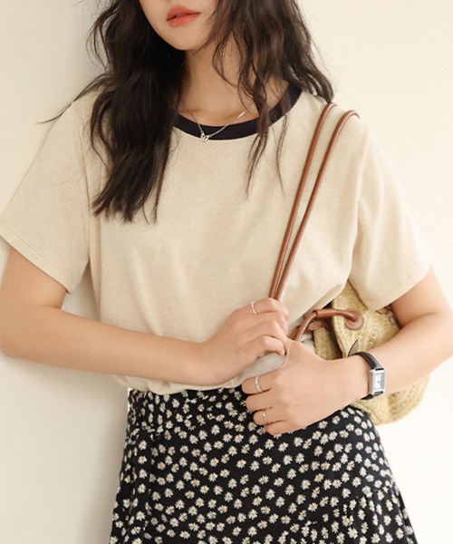 DAY CLOSET(デイ クローゼット)の「【通気性・吸湿性あり】半袖 バイカラー 配色 サマーニット Tシャツ レディース(Tシャツ/カットソー・レディース・グレー/ホワイト/ベージュ系その他/ネイビー/ベージュ・M/L)」の15枚目の写真