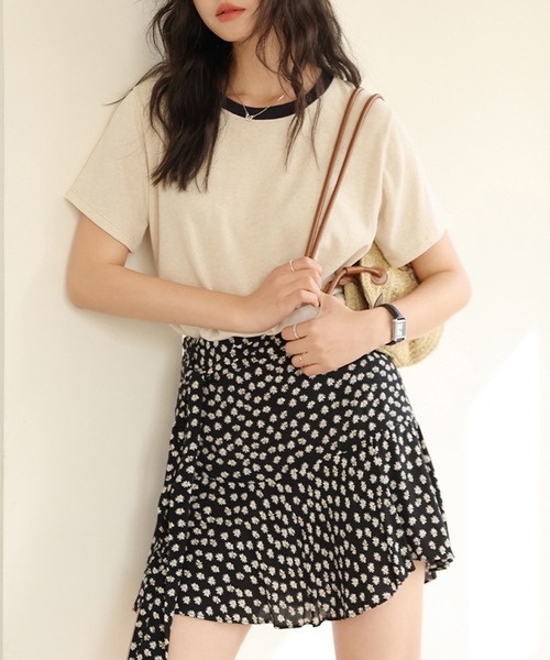 DAY CLOSET(デイ クローゼット)の「【通気性・吸湿性あり】半袖 バイカラー 配色 サマーニット Tシャツ レディース(Tシャツ/カットソー・レディース・グレー/ホワイト/ベージュ系その他/ネイビー/ベージュ・M/L)」の6枚目の写真