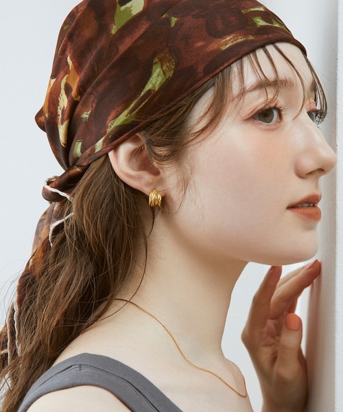 Jolie Toujours(ジョリトゥジュール)の「【汗や水に強い】〈ステンレス〉マルチラインボリュームフープピアス(ピアス(両耳用)・レディース・ゴールド/シルバー・FREE)」の10枚目の写真