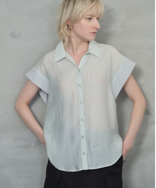 Muel Chic（ミュエルシック）の「Lay sheer shirt  レイシアーシャツ（シャツ/ブラウス・レディース・ミント/ホワイト/ブラック/ライトピンク・FREE）」の3枚目の写真