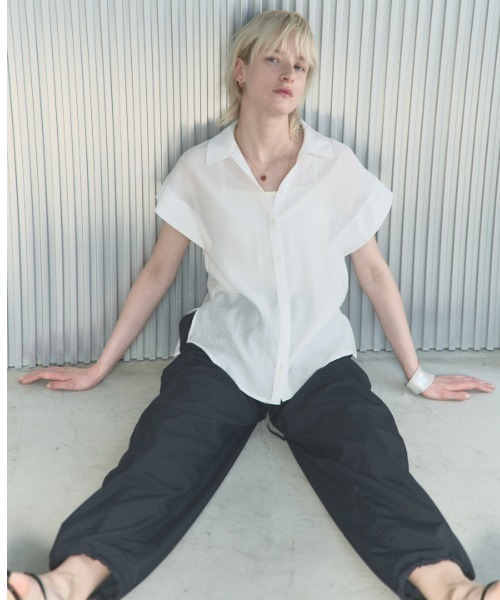 Muel Chic（ミュエルシック）の「Lay sheer shirt  レイシアーシャツ（シャツ/ブラウス・レディース・ミント/ホワイト/ブラック/ライトピンク・FREE）」の13枚目の写真