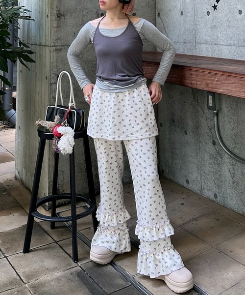Alley Tokyo(アリートーキョー)の「ホルターキャミとロンT(Tシャツ/カットソー・レディース・グレー/ブラック・FREE)」の11枚目の写真