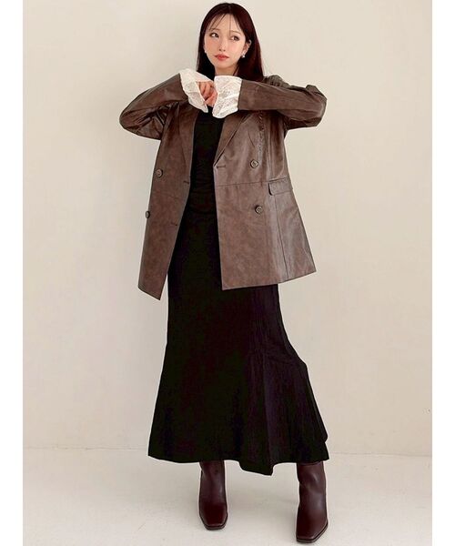 RESEXXY（リゼクシー）の「カフスレースフェイクレザージャケット（テーラードジャケット・レディース・ベージュ/ブラウン/ブラック・FREE）」の6枚目の写真