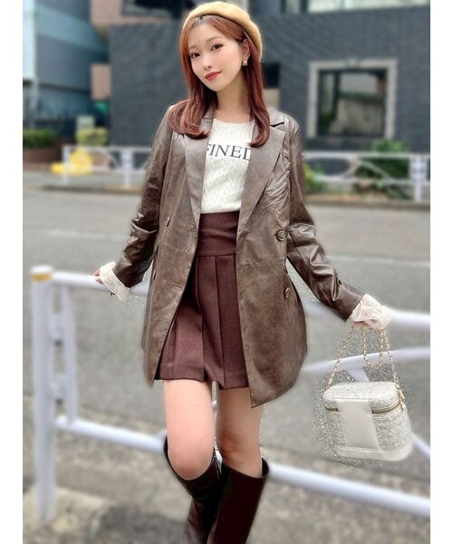 RESEXXY（リゼクシー）の「カフスレースフェイクレザージャケット（テーラードジャケット・レディース・ベージュ/ブラウン/ブラック・FREE）」の18枚目の写真