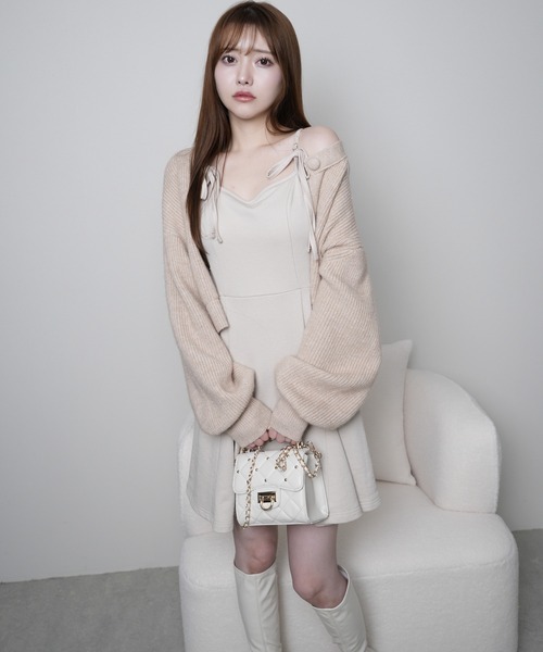 LIPSERVICE(リップサービス)の「Fluffyラメニットカーディガン(カーディガン/ボレロ・レディース・ホワイト/ベージュ/ブラック/グレー・M/S)」の14枚目の写真