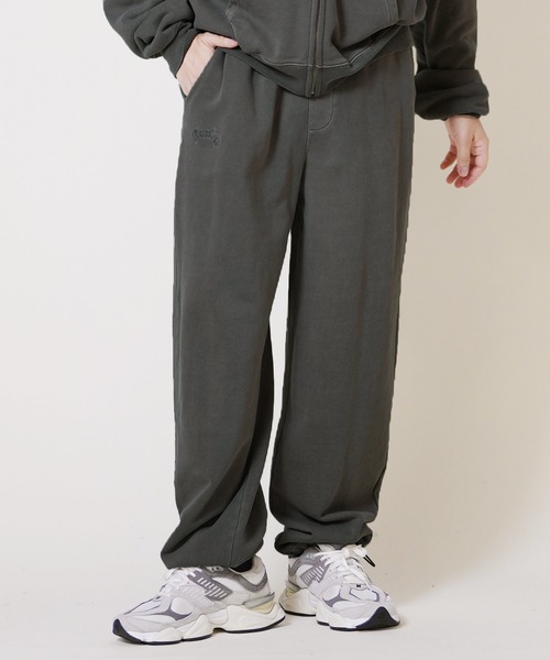 Hurley （ハーレー）の「Hurley/ハーレー ロングパンツ メンズ ロンパン スウェット SWEAT OE PIGMENT PANTS MCFB252012（その他パンツ・メンズ・グレイッシュベージュ/ブラック・L/M）」の2枚目の写真