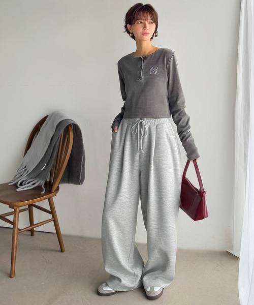 Java(ジャバ)の「《JaVa ジャバコラボ》大人の余白をまとうワイドスウェット。ヘビーウェイトスウェットワイドパンツ(スウェットパンツ・レディース・オートミール/杢グレー/ブラック・LARGE/MEDIUM/SMALL/X-LARGE)」の14枚目の写真