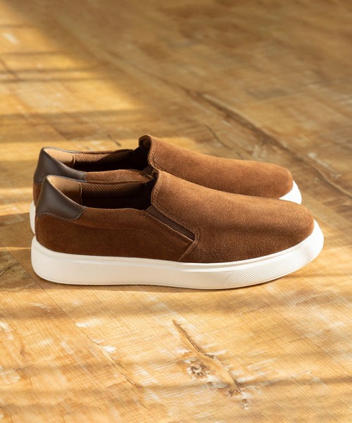 ROCKPORT(ロックポート)の「【MEN】ビーコン ライト ステップ スリッポン(スリッポン・メンズ・ブラウン系その他・24.5cm/25.0cm/25.5cm/26.0cm/27.0cm/27.5cm/28.0cm/26.5cm)」の1枚目の写真