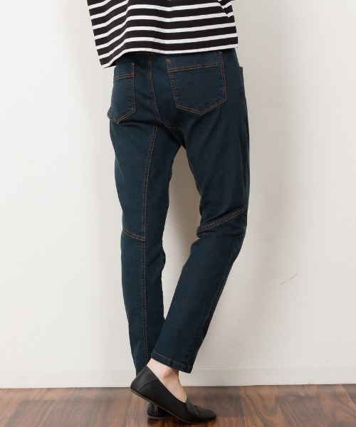 RCD(アールシーディー)の「ウエストリブデニムサルエルパンツ(デニムパンツ・レディース・ワンウォッシュ/ネイビー/ブルー・LL/3L/L/4L/M)」の2枚目の写真