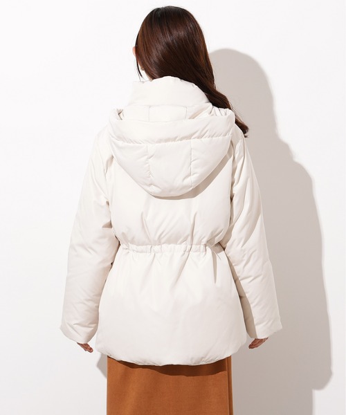 N.（N. Natural Beauty Basic）（エヌエヌナチュラルビューティーベーシック）の「【取り外し可能】フーデットミドルダウン（ダウンジャケット/コート・レディース・ブラック/ブラウン/オフホワイト・MEDIUM/SMALL）」の13枚目の写真