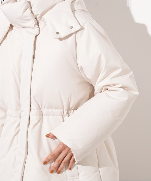 N.（N. Natural Beauty Basic）（エヌエヌナチュラルビューティーベーシック）の「【取り外し可能】フーデットミドルダウン（ダウンジャケット/コート・レディース・ブラック/ブラウン/オフホワイト・MEDIUM/SMALL）」の16枚目の写真