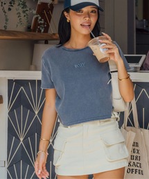 ROXY（ロキシー）の「ROXY×NANAHA RIB S/S /ロキシークロップド丈ロゴワンポイントリブ半袖Tシャツ（Tシャツ/カットソー）」