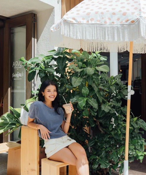 ROXY（ロキシー）の「ROXY×NANAHA RIB S/S /ロキシークロップド丈ロゴワンポイントリブ半袖Tシャツ（Tシャツ/カットソー・レディース・ネイビー/ナチュラル/ブラック・MEDIUM/LARGE）」の11枚目の写真