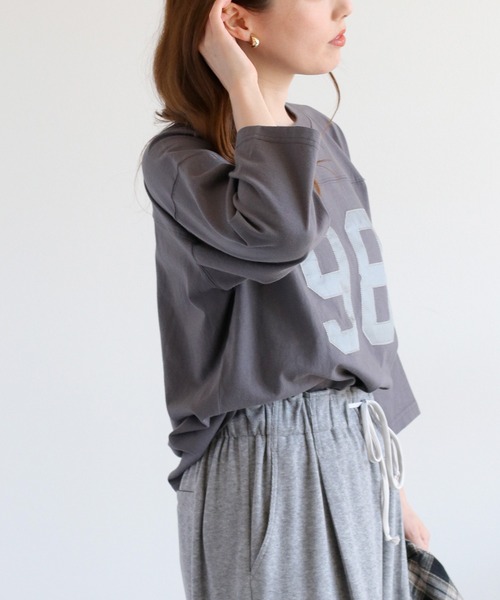 cepo（セポ）の「ナンバリングフットボールTee（Tシャツ/カットソー・レディース・ベージュ/チャコール・M）」の13枚目の写真