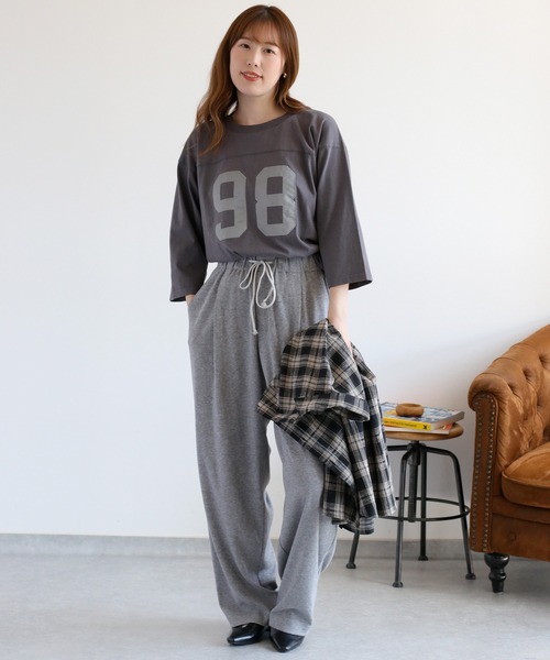 cepo（セポ）の「ナンバリングフットボールTee（Tシャツ/カットソー・レディース・ベージュ/チャコール・M）」の5枚目の写真