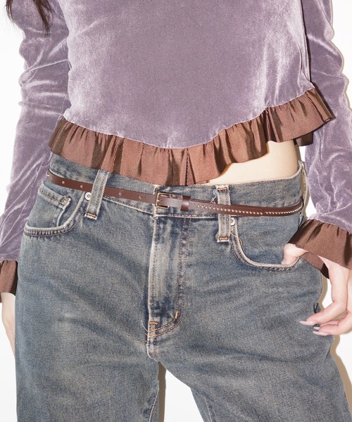 igi（イジ）の「SLIM STUD BELT / スリムスタッズリアルレザーベルト（ベルト・レディース・ブラック/ブラウン・FREE）」の2枚目の写真