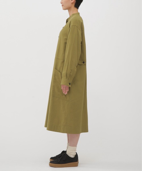 MHL.（エムエイチエル）の「FINE COTTON WOOL TWILL（ワンピース・レディース・ネイビー/オリーブ・1/2）」の3枚目の写真