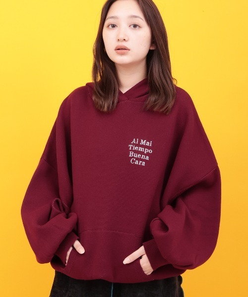 チチカカ（チチカカ）の「Orale! バックロゴニットフーディー（ニット/セーター・レディース・ネイビー/ボルドー/ライトグレー・FREE）」の9枚目の写真