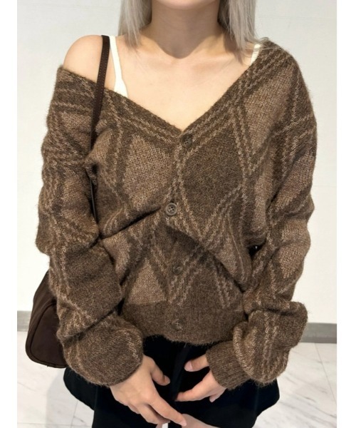 GAP(ギャップ)の「ブラッシュド アーガイルカーディガン(カーディガン/ボレロ・メンズ・ブラウン・XL/L/M/S/XS)」の6枚目の写真