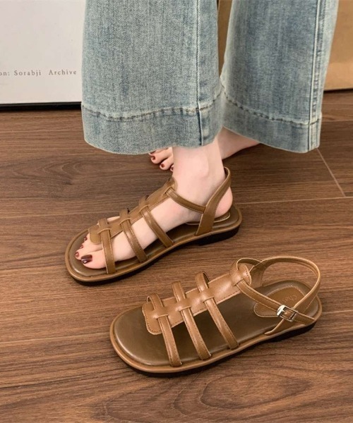 Forcement（フォースメント）の「大人っぽいフラットサンダル（サンダル・レディース・ホワイト/ブラウン/ブラック・24.5cm/24cm/23.5cm/23cm/25cm）」の3枚目の写真