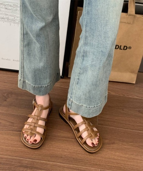 Forcement（フォースメント）の「大人っぽいフラットサンダル（サンダル・レディース・ホワイト/ブラウン/ブラック・24.5cm/24cm/23.5cm/23cm/25cm）」の10枚目の写真
