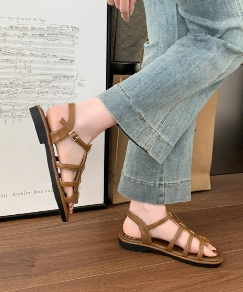 Forcement（フォースメント）の「大人っぽいフラットサンダル（サンダル・レディース・ホワイト/ブラウン/ブラック・24.5cm/24cm/23.5cm/23cm/25cm）」の11枚目の写真