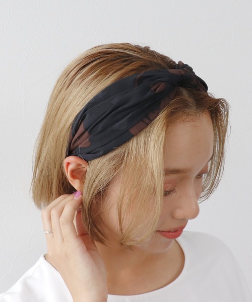 Three Four Time（ｽﾘｰﾌｫｰﾀｲﾑ）の「PLANTプリントカチューシャ（カチューシャ・レディース・ブラウン/グレー/カーキ・FREE）」の2枚目の写真