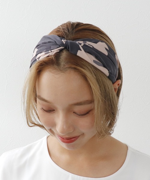 Three Four Time（ｽﾘｰﾌｫｰﾀｲﾑ）の「PLANTプリントカチューシャ（カチューシャ・レディース・ブラウン/グレー/カーキ・FREE）」の12枚目の写真