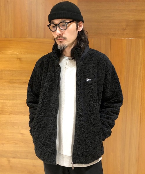 Grand PARK(グランドパーク)の「マイクロフリースボンディングジップブルゾン(ブルゾン・メンズ・ブラック/ベージュ・MEDIUM/LARGE)」の5枚目の写真