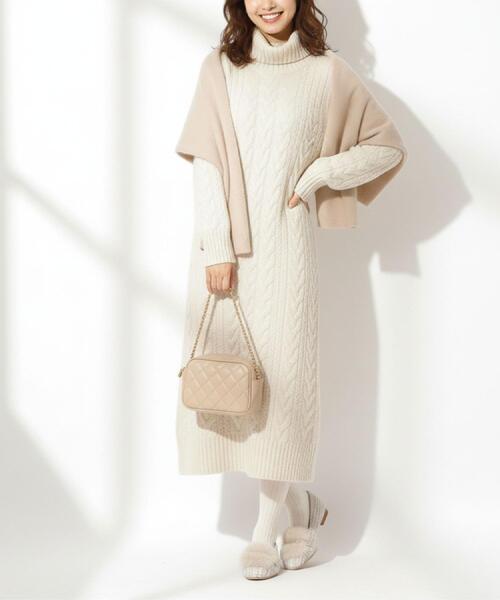 ESPERANZA(エスペランサ)の「ビジューフェイクファーフラットパンプス(パンプス・レディース・グレー系4/ブラック系8/ベージュ系8・22.5cm/23.0cm/23.5cm/24.0cm/24.5cm)」の11枚目の写真