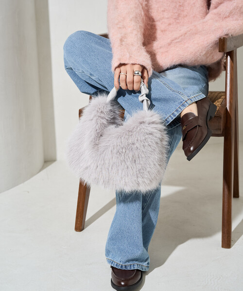 セール】限定展開 ギャザー ハンドル ファー ハンド バッグ