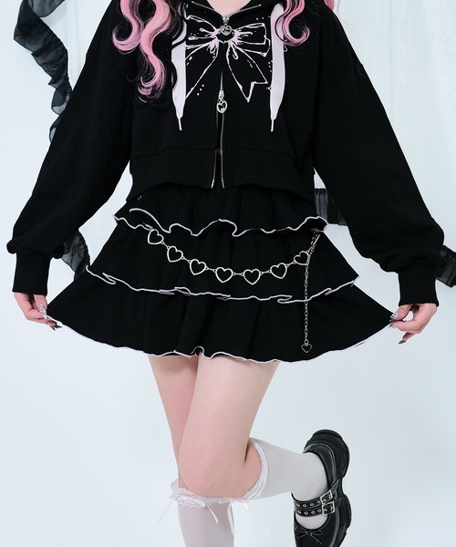 Magia Charm(マギアチャーム)の「ハートチェーン付き3段フリルスカート / インナーショーパン ミニ(スカート・レディース・ブラック/ピンク・F)」の6枚目の写真